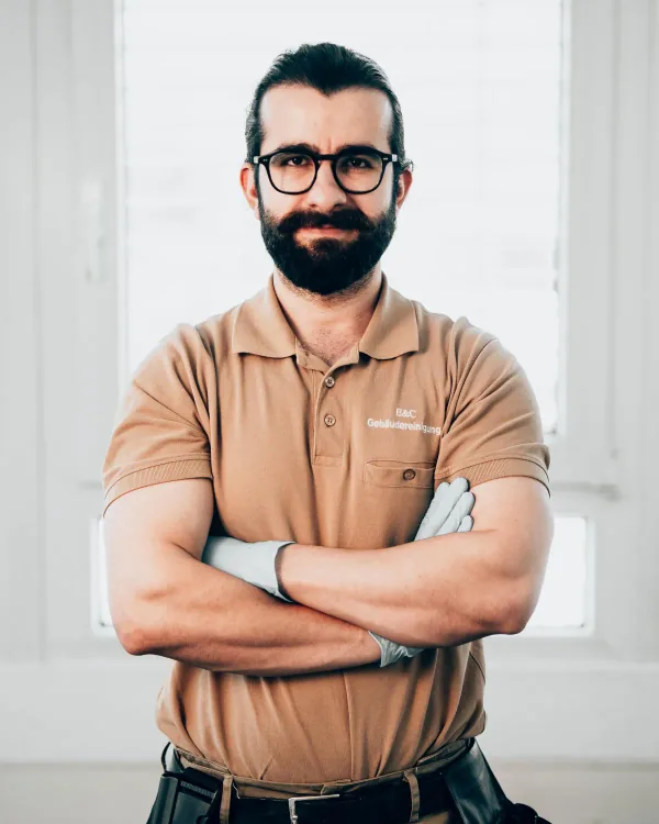 Aziz Celik, Geschäftsführer